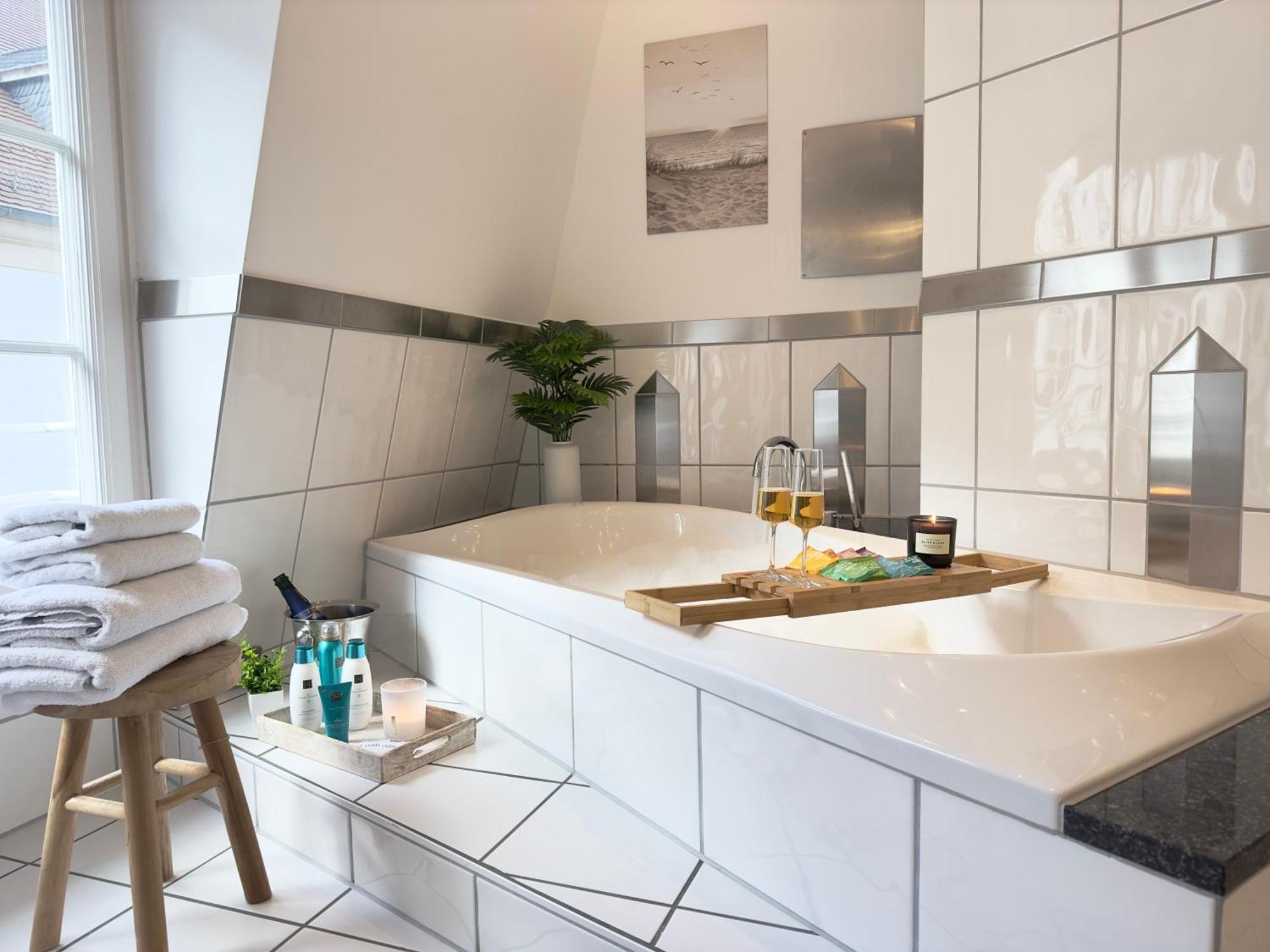 Luxury Old Town Suite - Xxl Terrasse & Xxl Penthouse Хайдельберг Экстерьер фото